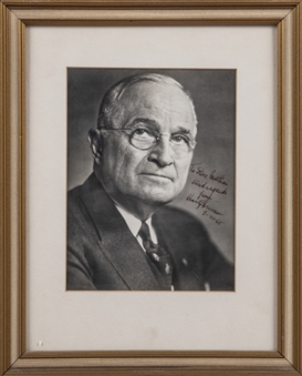 Harry Truman Signed and Framed 8x10 BW Photo (Beckett)